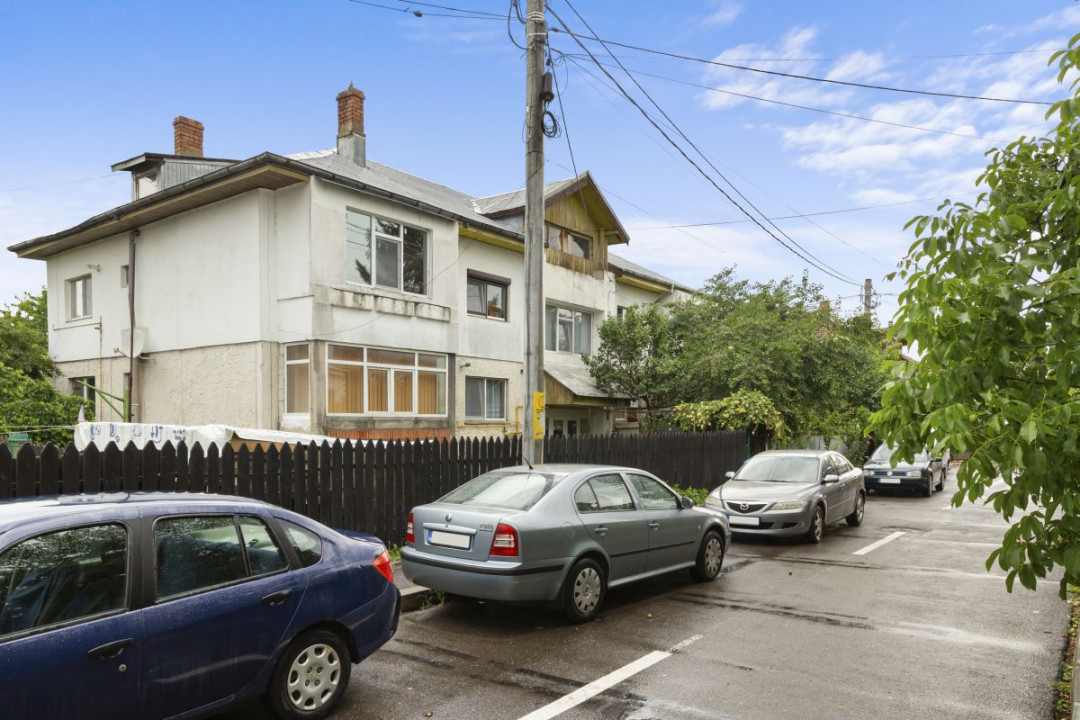 OTOPENI - CENTRAL, APARTAMENT IN VILA, 3 CAMERE 79 MP, ETAJ 1!