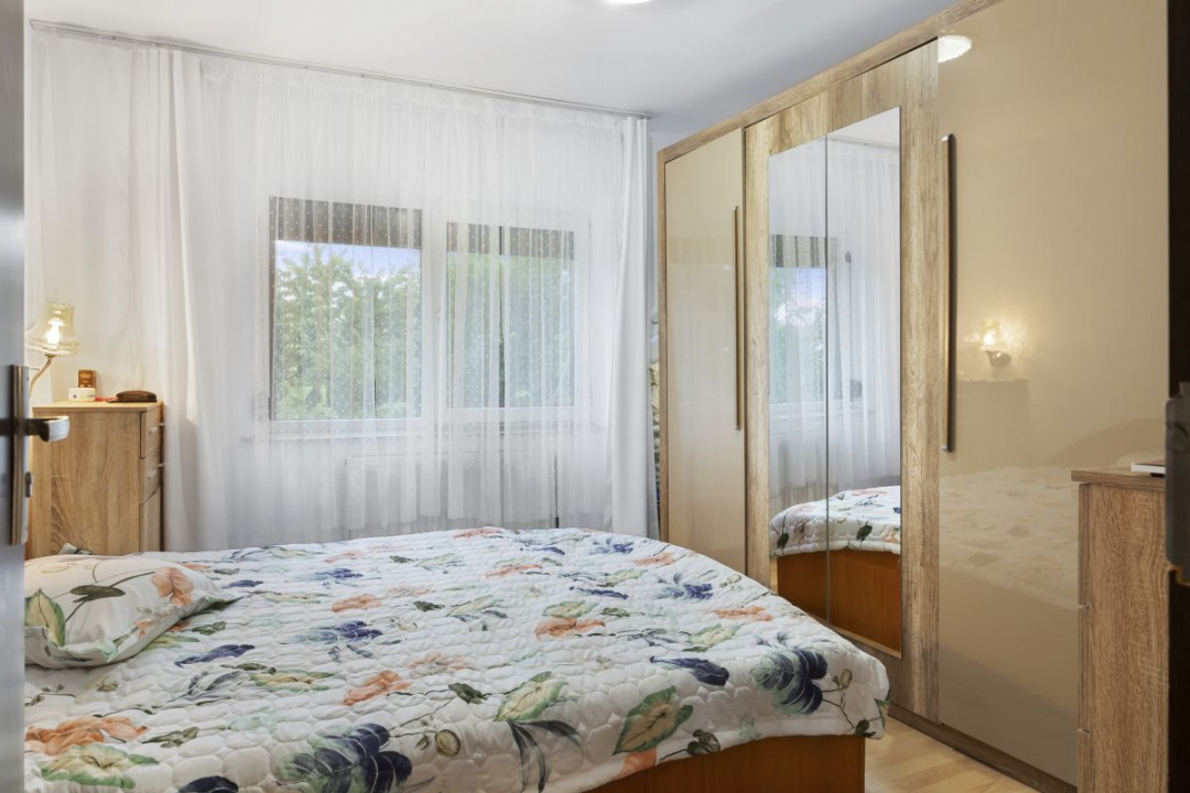 OTOPENI - CENTRAL, APARTAMENT IN VILA, 3 CAMERE 79 MP, ETAJ 1!