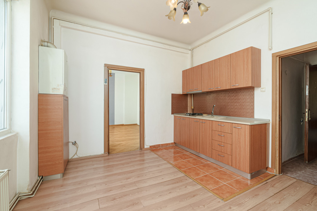 VICTORIEI - CONSTANTIN TANASE, STUDIO DUBLU 41 MP, BLOC CONSOLIDAT!