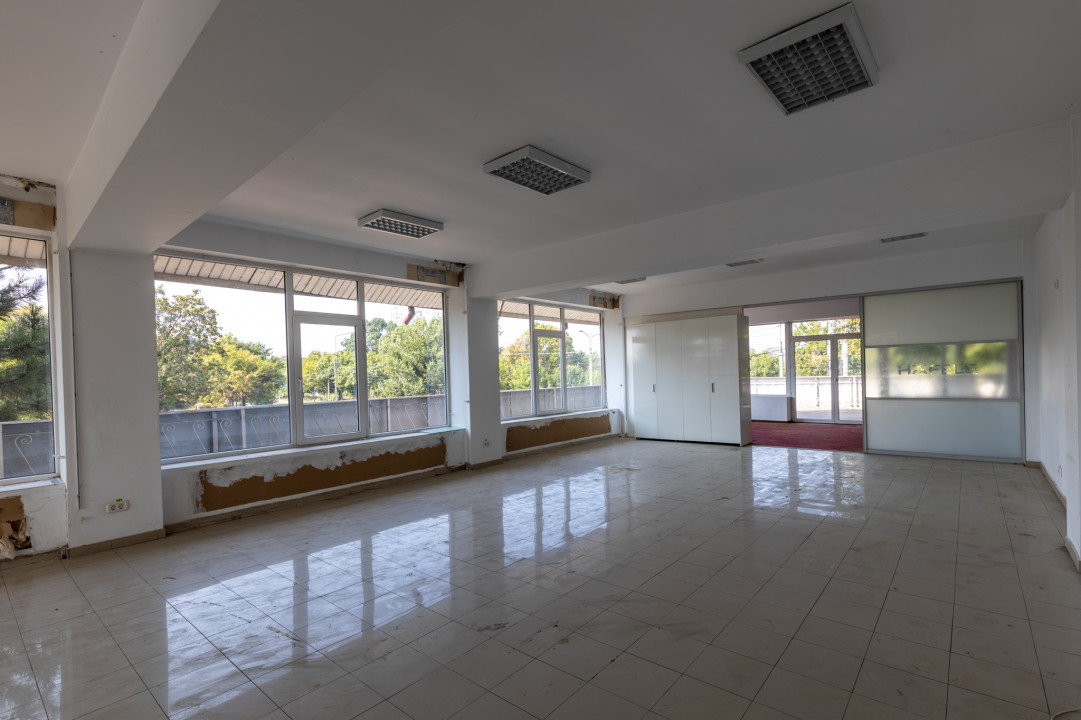 PETRICANI, SPATIU COMERCIAL 400 MP, LOT 600 MP!