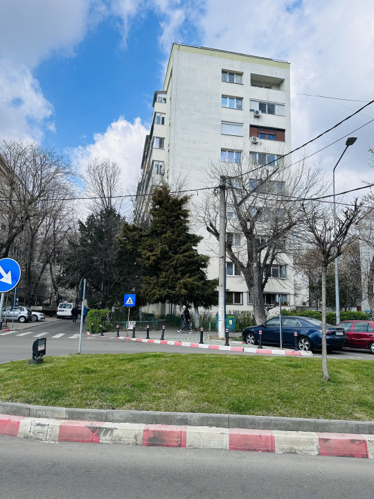 Apartament  cochet de inchiriat situat pe Strada Maior Coravu ,Vatra Luminoasa 