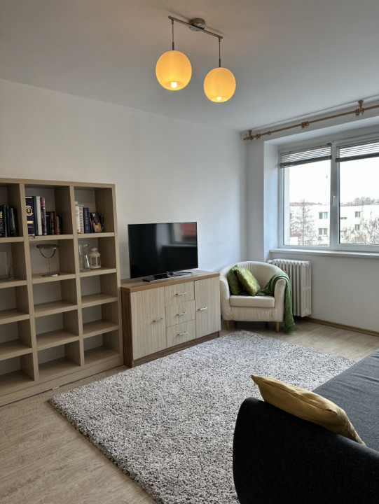 Apartament  cochet de inchiriat situat pe Strada Maior Coravu ,Vatra Luminoasa 