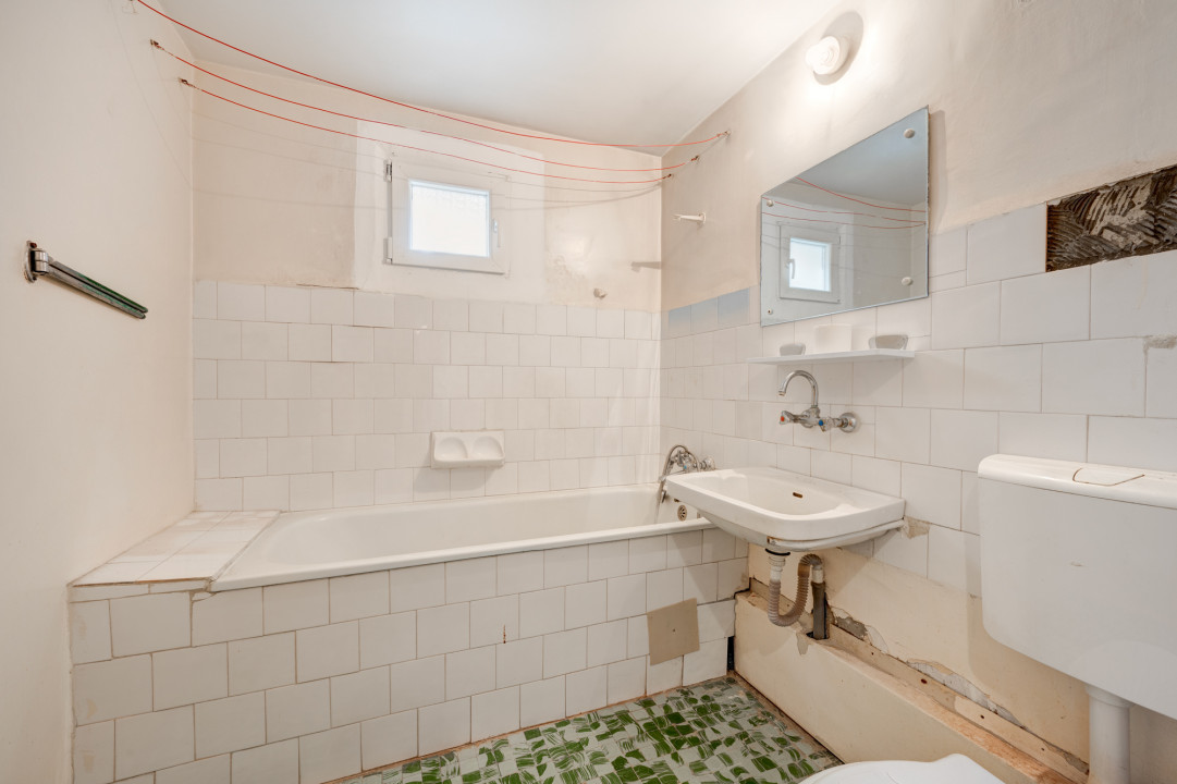 DRISTOR - ALEEA FLORIN CIUNGAN, APARTAMENT 3 CAMERE RENOVABIL, 67 MP!