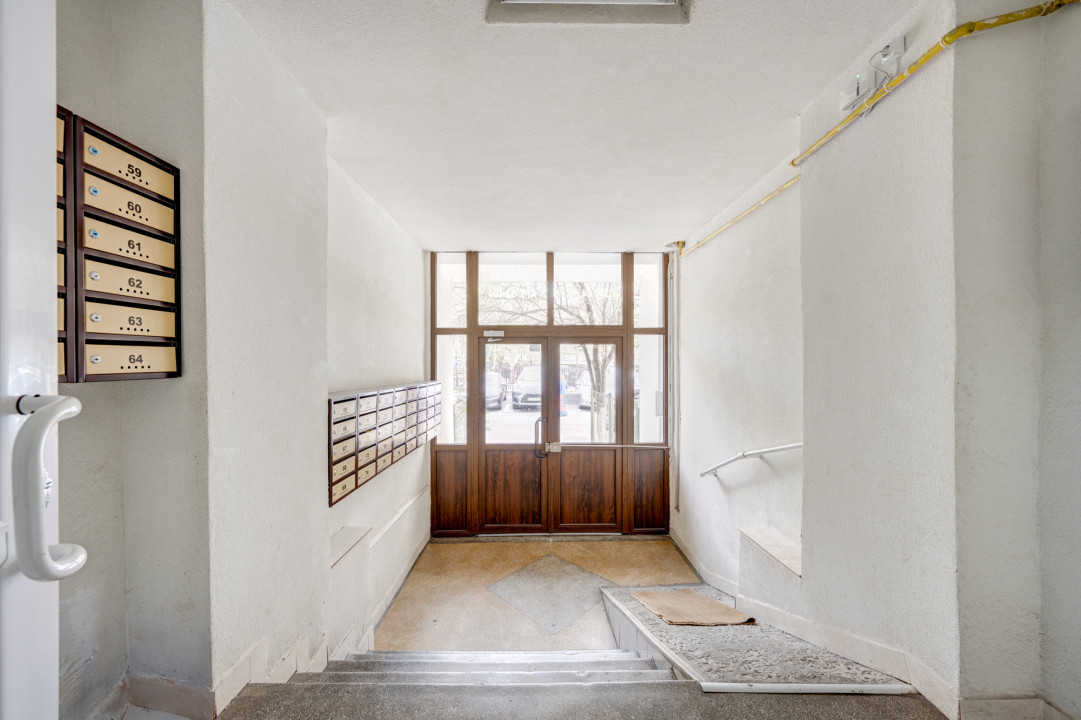 DRISTOR - ALEEA FLORIN CIUNGAN, APARTAMENT 3 CAMERE RENOVABIL, 67 MP!