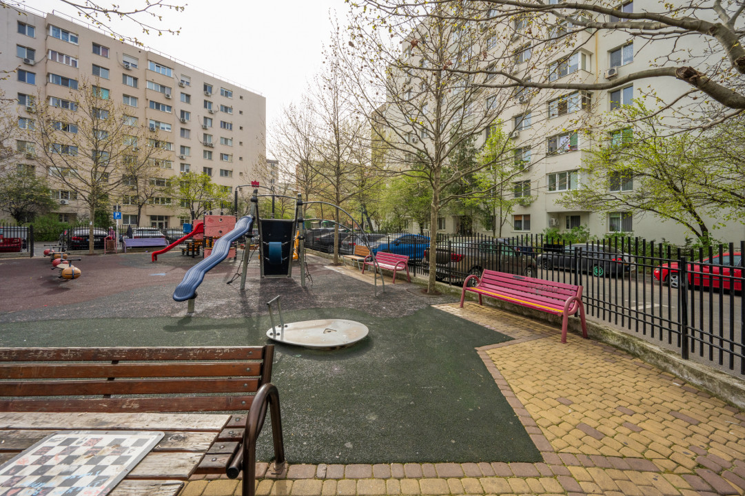 DRISTOR - ALEEA FLORIN CIUNGAN, APARTAMENT 3 CAMERE RENOVABIL, 67 MP!