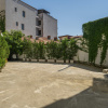 CAROL - EPISCOP CHESARIE, APARTAMENT 250 MP TOTAL, CURTE 250 MP!