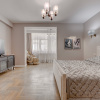 CAROL - EPISCOP CHESARIE, APARTAMENT 250 MP TOTAL, CURTE 250 MP!