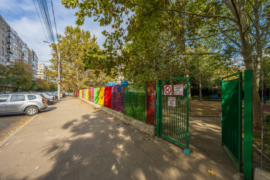 TINERETULUI - VISANA, APARTAMENT 2 CAMERE 53 MP, ETAJ 1, LA CHEIE!