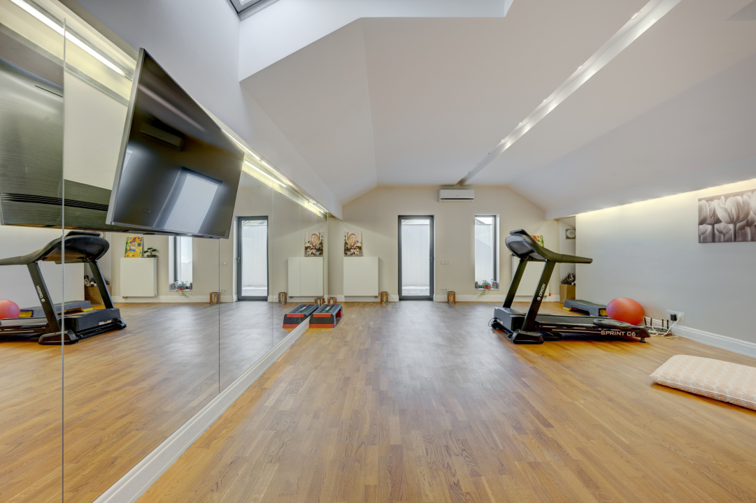 CORBEANCA - ROSE GARDEN, VILA 500 MP, LOT 1100 MP, LA CHEIE!